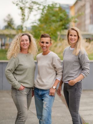 Měkký. Lehký. Tvůj.❤️ Protože styl nemusí být složitý. Pulover Amy je přesně ten kousek, po kterém sáhneš znovu a znovu –...